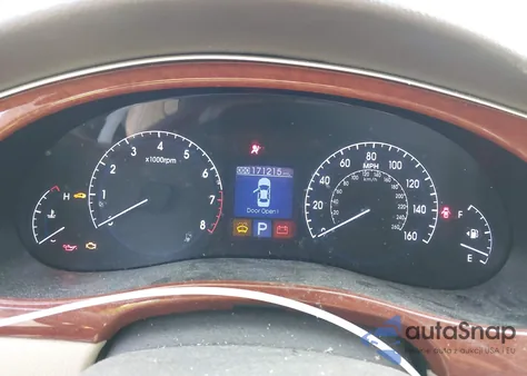 2013 Hyundai Genesis 3.8 z USA, uszkodzony, nr VIN KMHGC4DD7DU221972